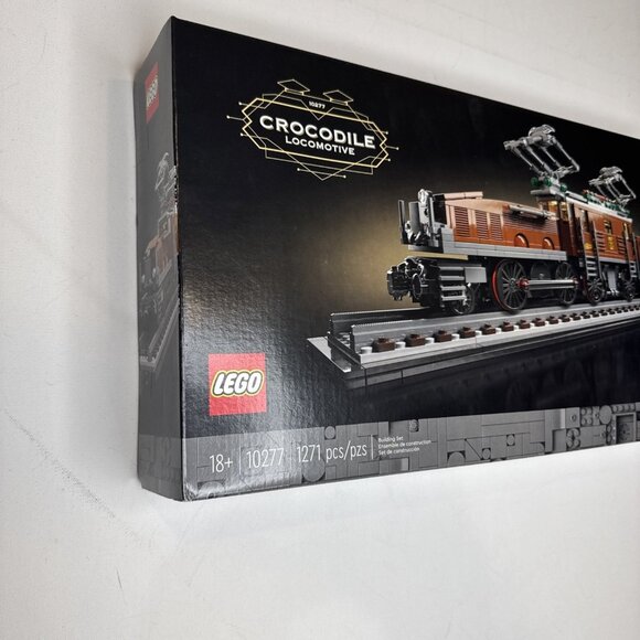 New LEGO Icons: Crocodile Locomotive (10277) Factory Sealed - Picture 3 of 6